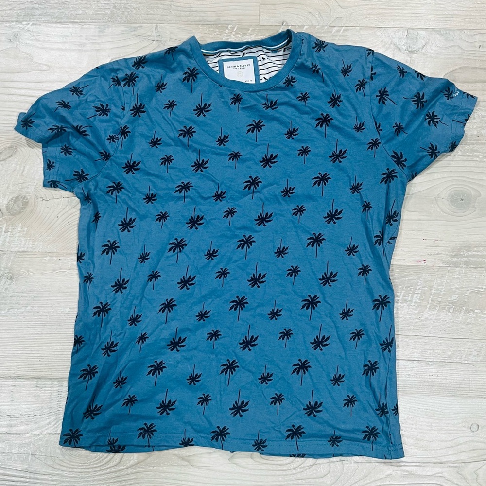 DENIM & FLOWER Blue Short Sleeved Tee, Men’s Large